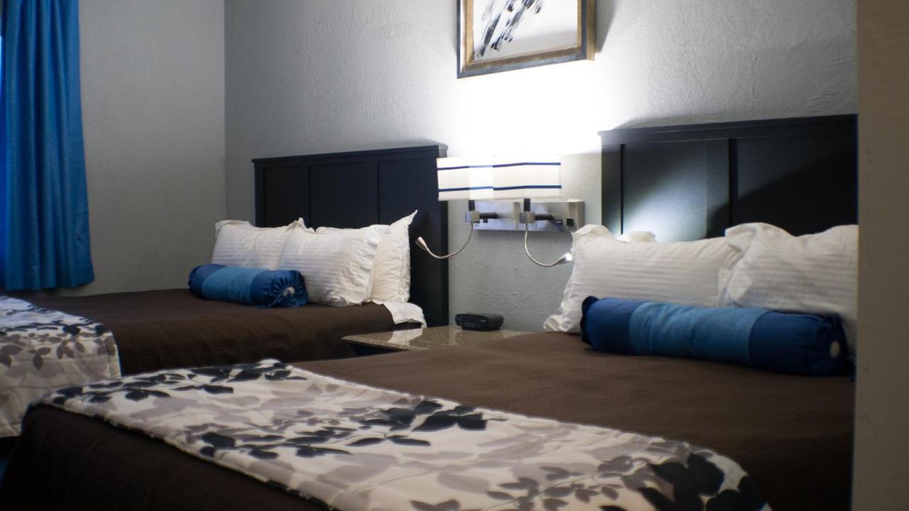 Rodeway Inn & Suites Нампа Экстерьер фото